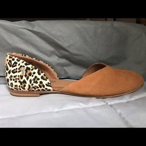 Julie D’Orsay TOMS size 10 (fit 9) shoes, camel